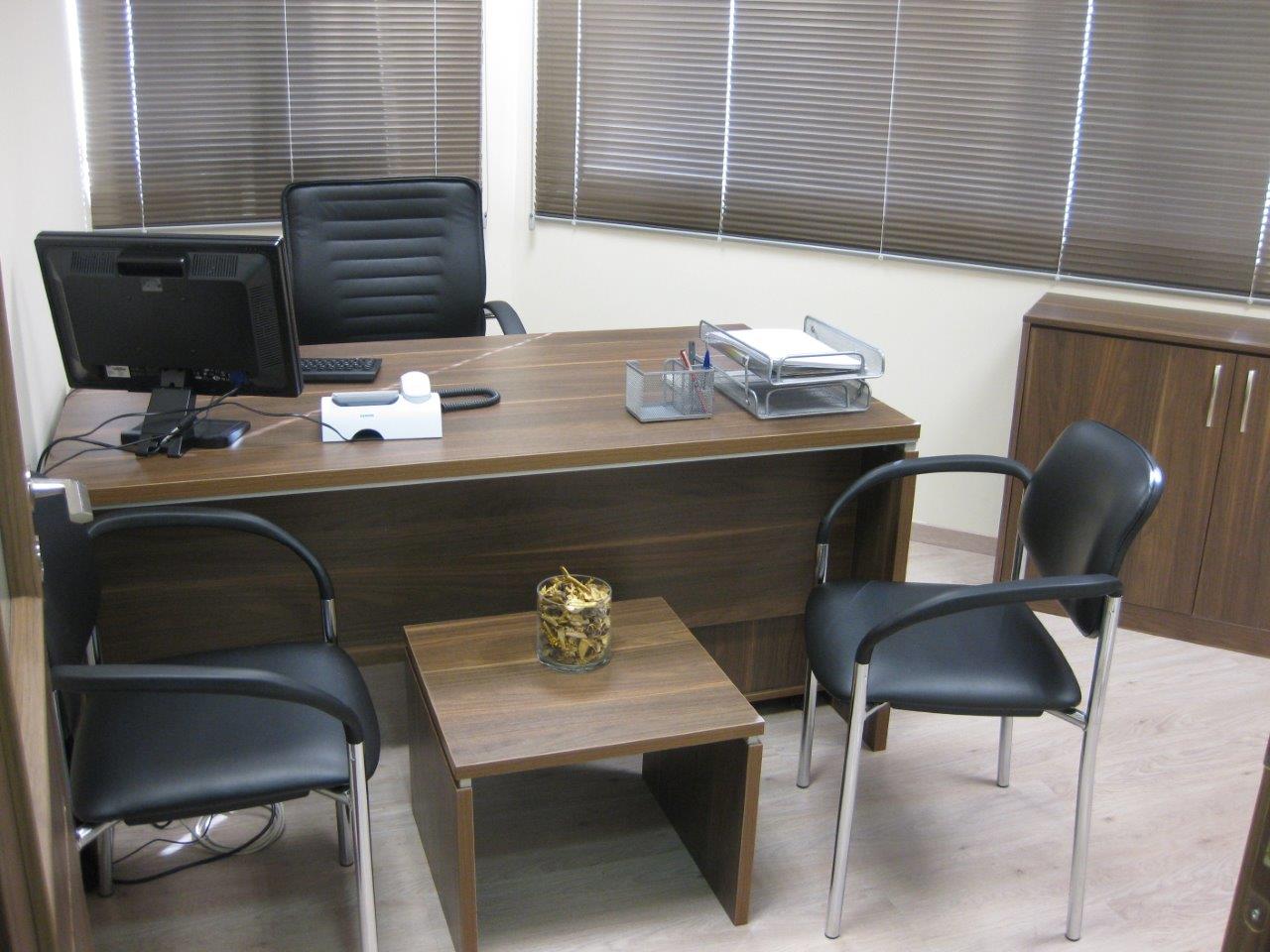 OFFICE ON CENTER TOWN SP