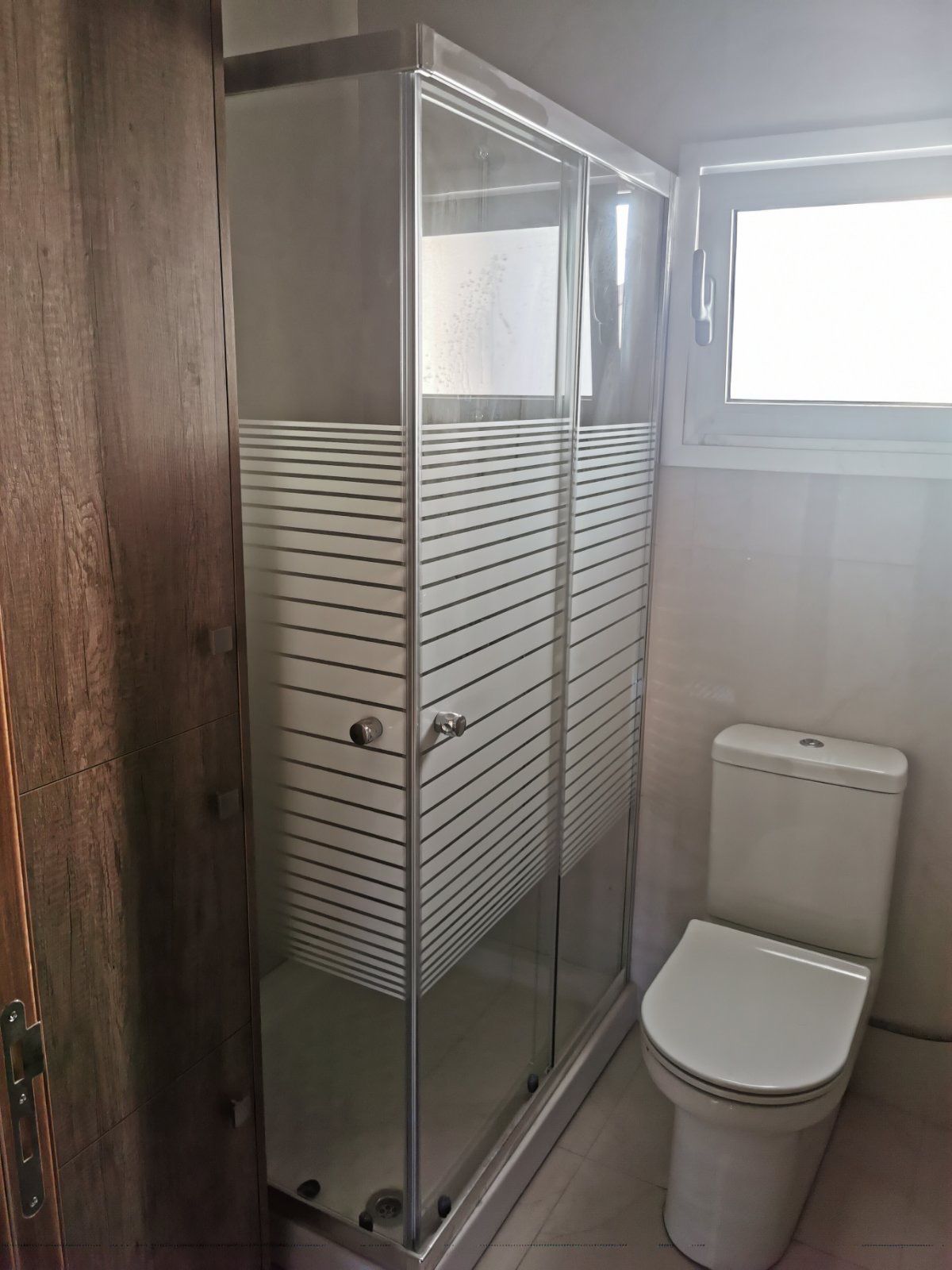 Upper floor house for rent - sp