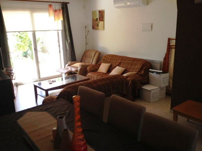 2 FL HOUSE MOUTAGIAKA