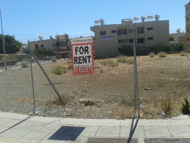 3 CONNECTED PLOTS FOR RENT