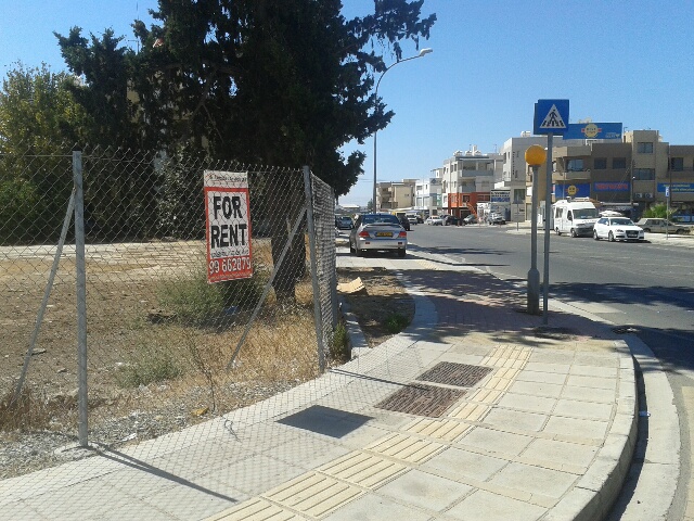 3 CONNECTED PLOTS FOR RENT