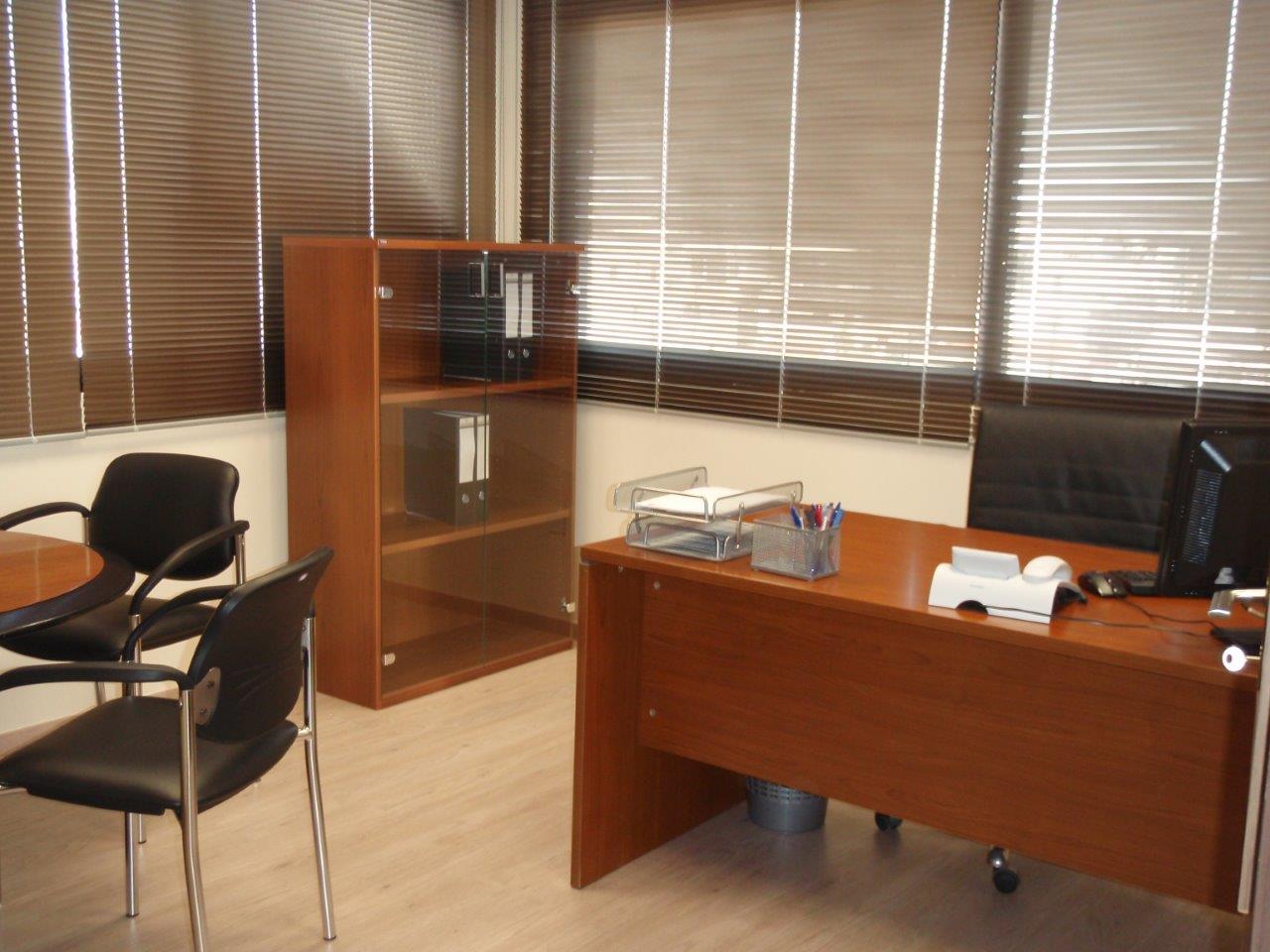 OFFICE ON CENTER TOWN SP