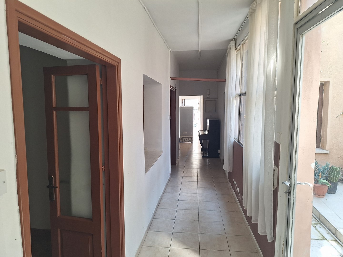 Ground floor house in the City Center